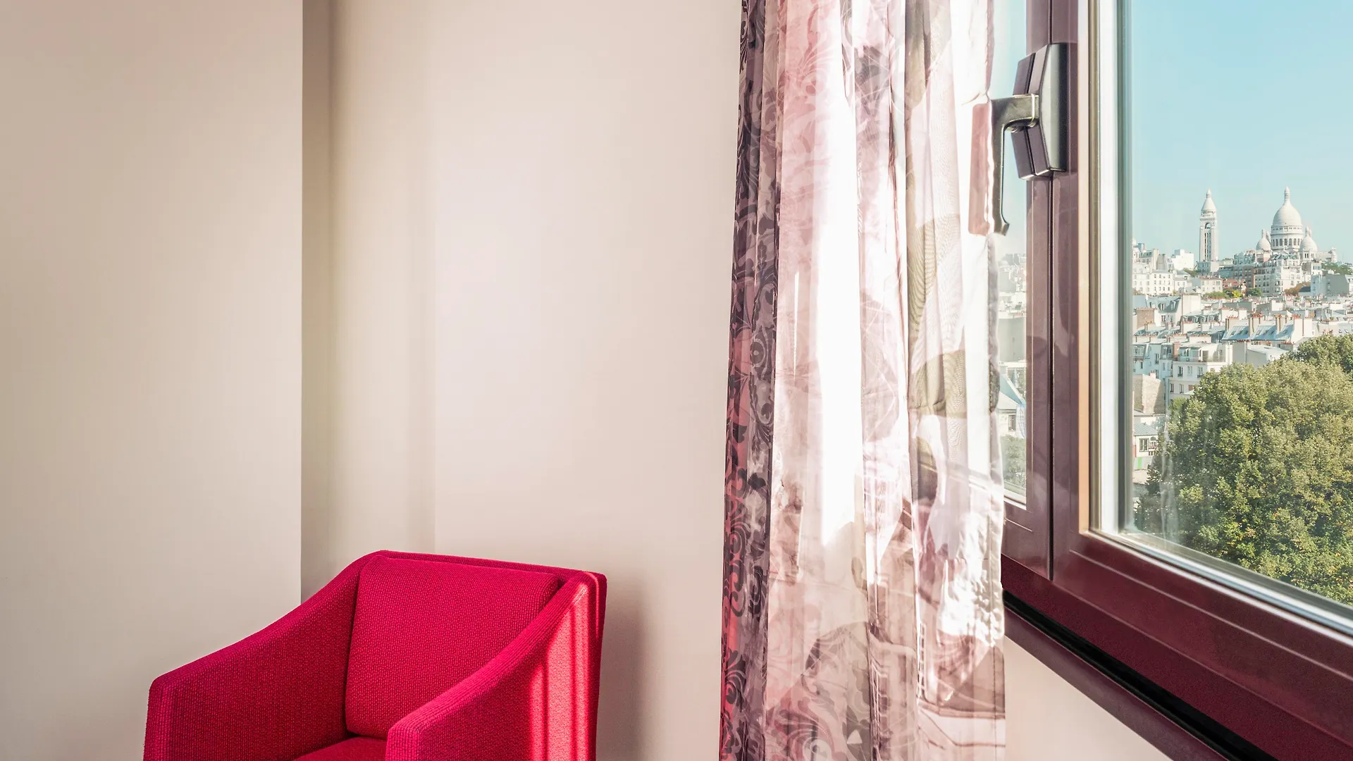 Mercure Paris Montmartre Sacre Coeur France