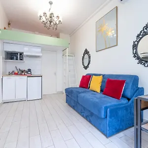 Little Boudoir Of Champs-elysees Paris