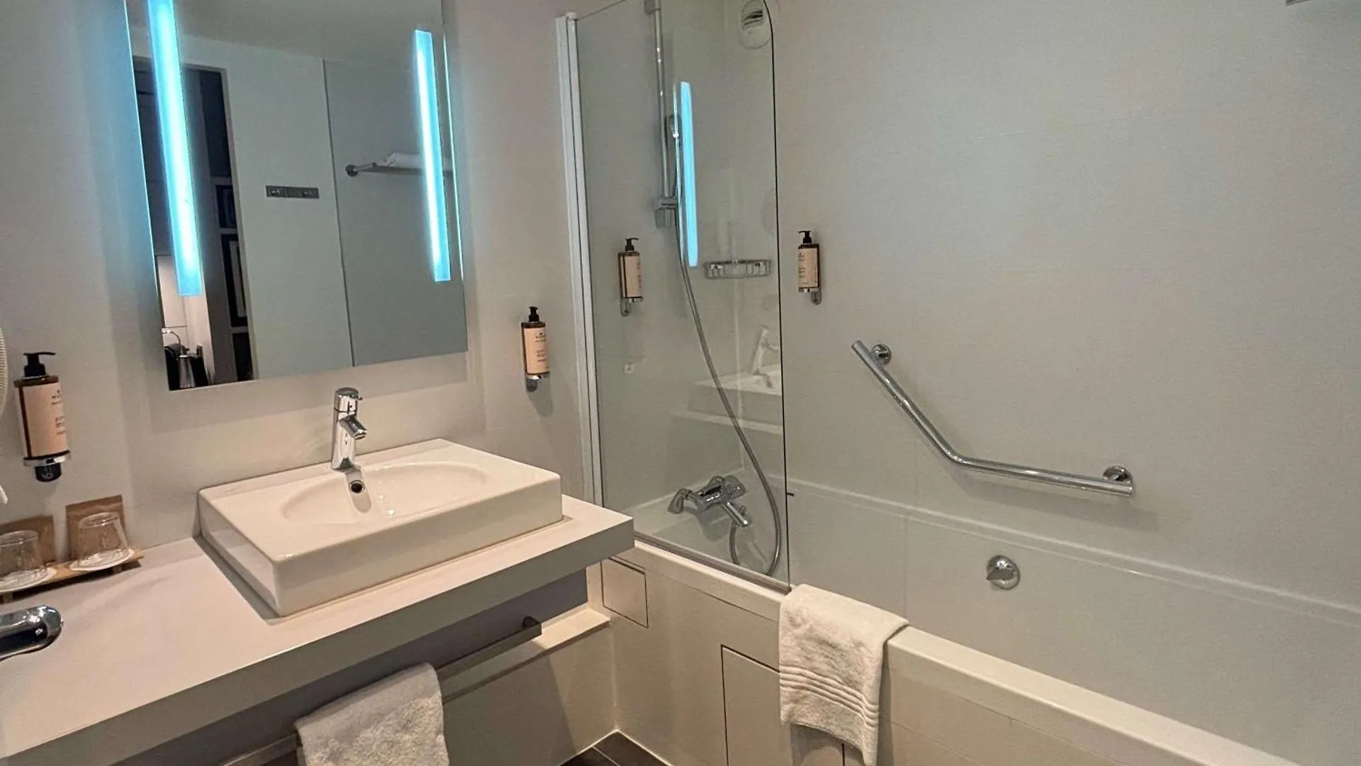 **** Ξενοδοχείο Mercure Paris Montmartre Sacre Coeur Γαλλία